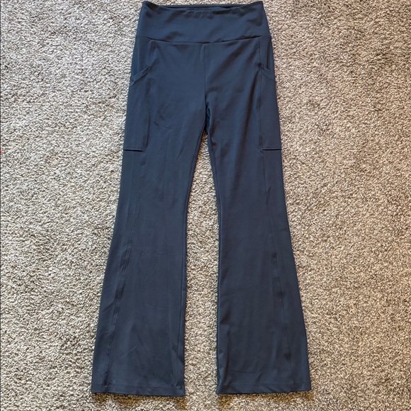 Lou & Grey Leggings - Picture 3 of 4